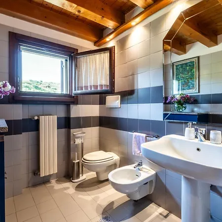 Bed & Breakfast Il Pettirosso Negrar